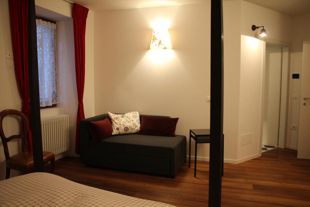 La Piazzetta Di Canale B&B Tenno Luaran gambar