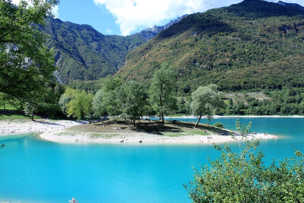 La Piazzetta Di Canale B&B Tenno Luaran gambar