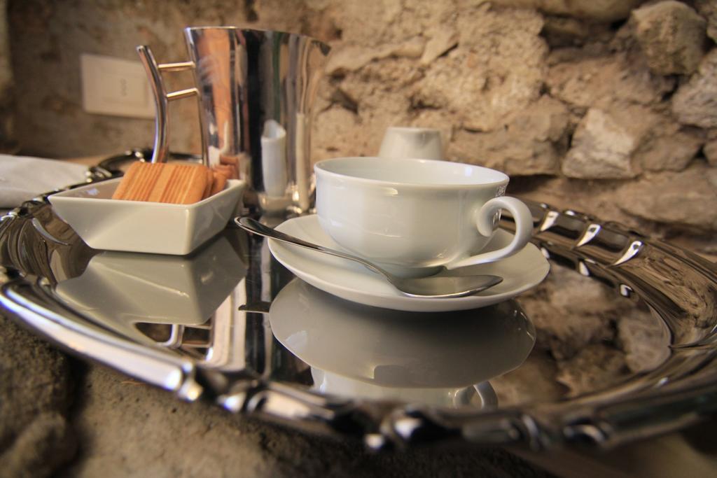 La Piazzetta Di Canale B&B Tenno Bilik gambar